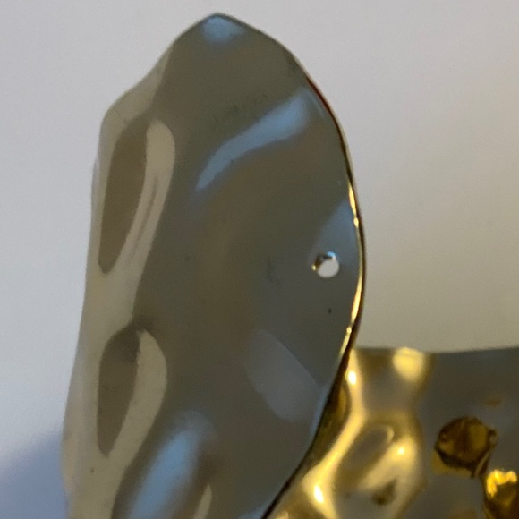 Vintage 1980’s statement golden finish bracelet - Picture 4 of 7